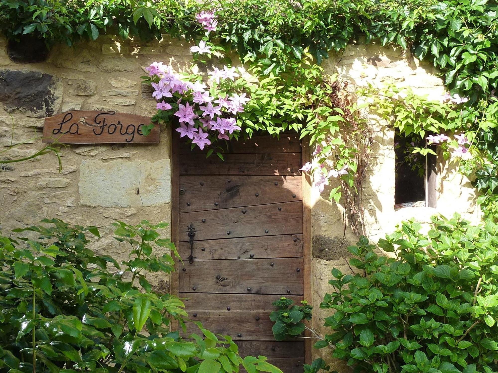 Les Vauries Domaine De Cournet Haut, A 17Th Century Property Set On A Calm, Idyllic Domain With Pool, Tennis, Bikes And More מראה חיצוני תמונה