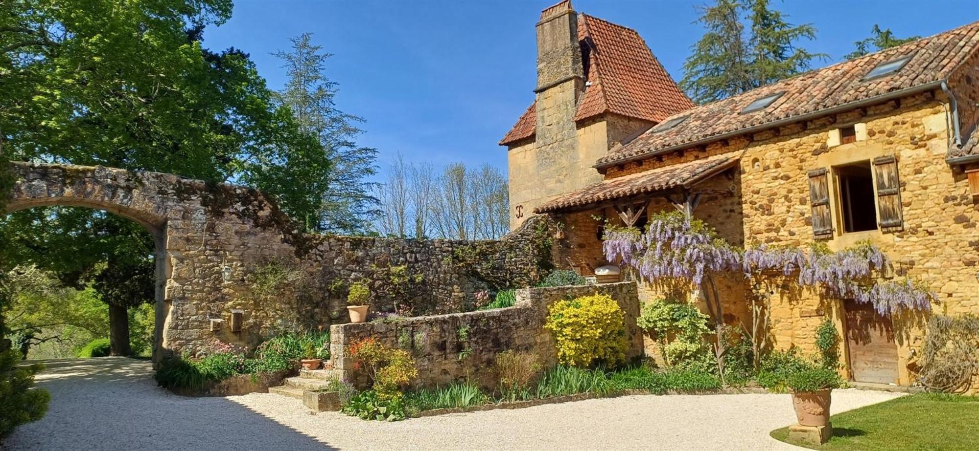 Les Vauries Domaine De Cournet Haut, A 17Th Century Property Set On A Calm, Idyllic Domain With Pool, Tennis, Bikes And More מראה חיצוני תמונה